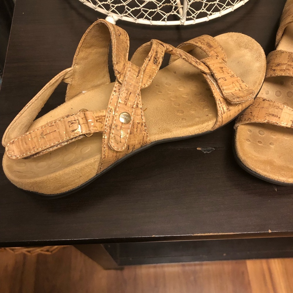 Vionics Cork Sandals - Picture 3 of 4